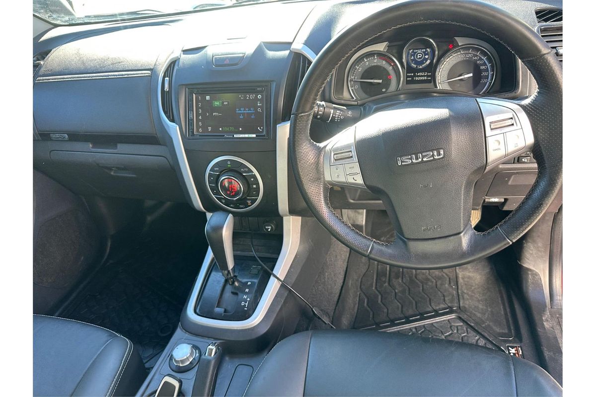 2018 Isuzu MU-X LS-T