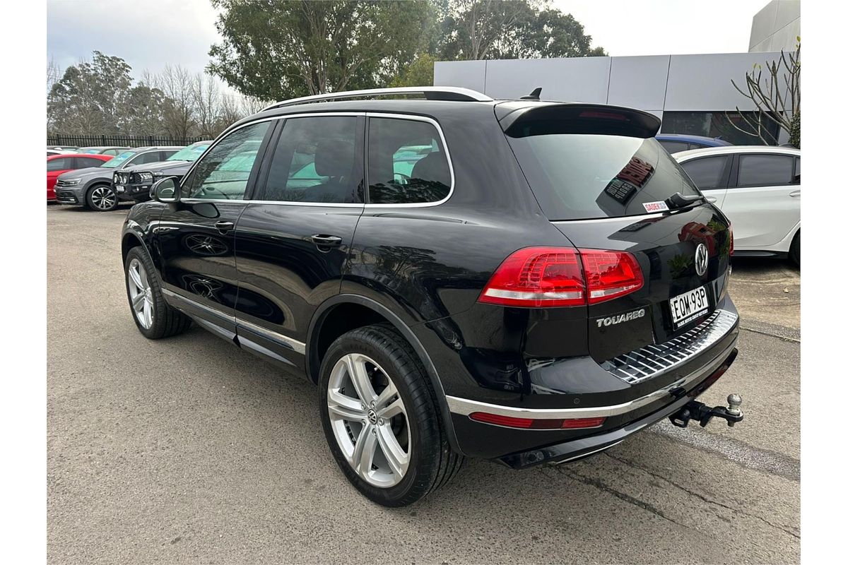 2015 Volkswagen Touareg V8 TDI R-LINE 7P MY16