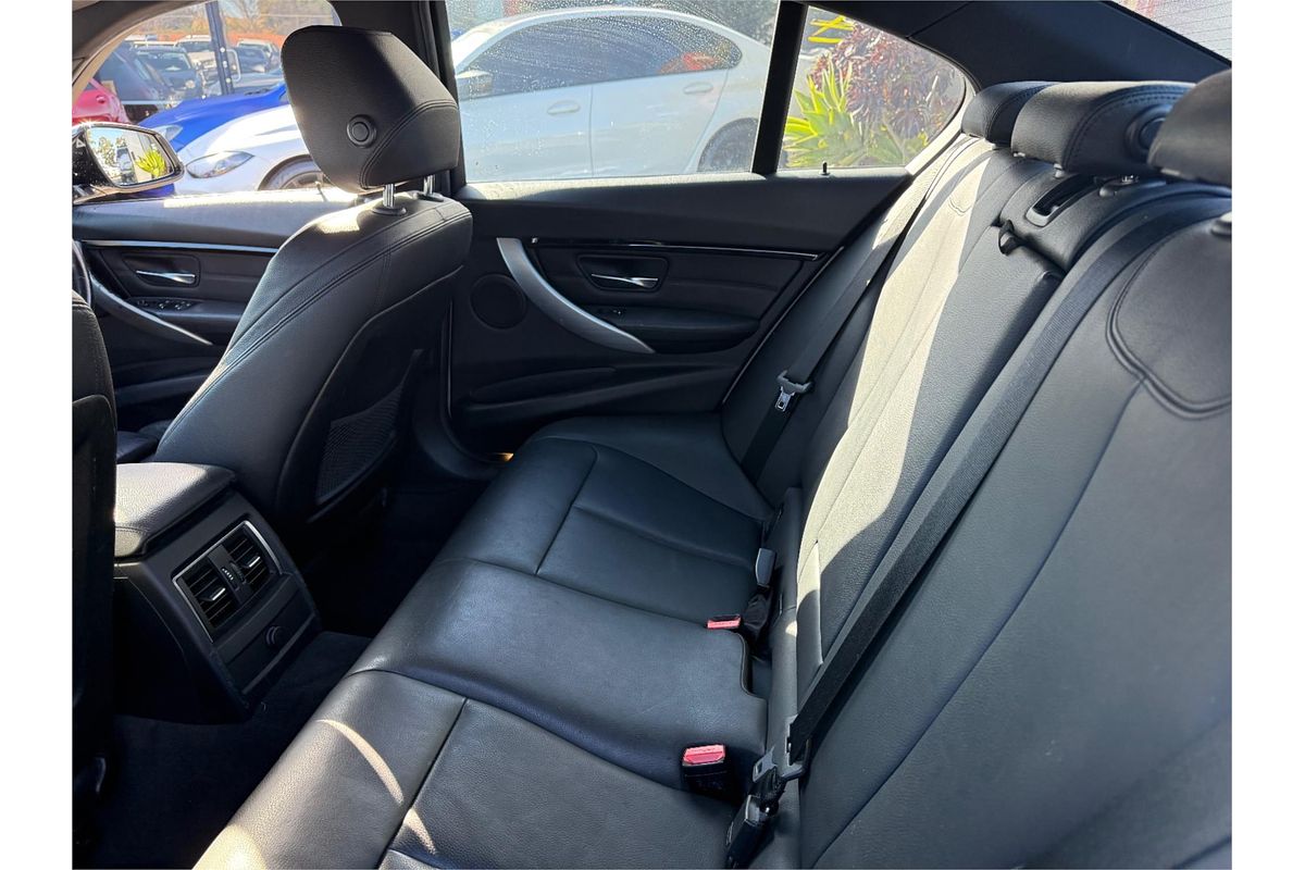 2016 BMW 3 Series 330i M Sport F30 LCI