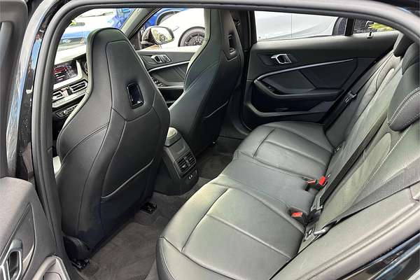 2020 BMW 1 M135i xDRIVE F40