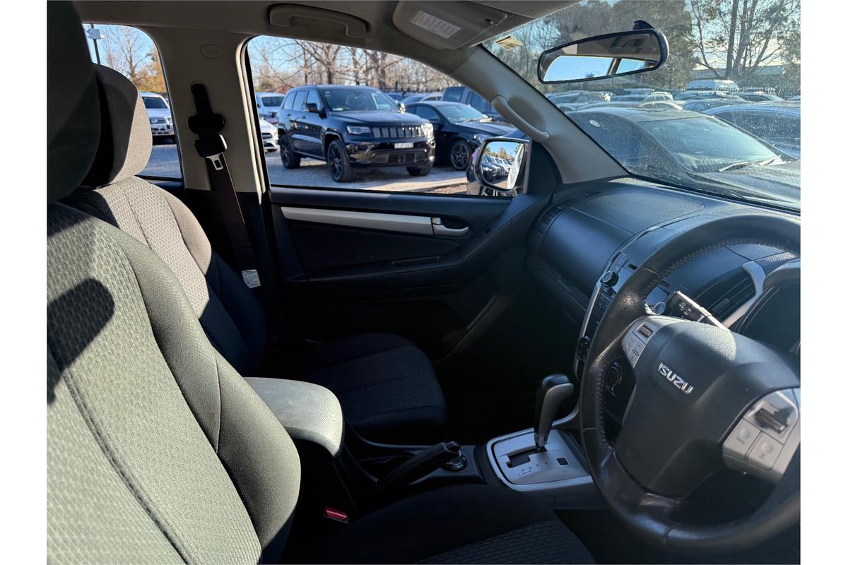 2014 Isuzu MU-X LS-M (4x4) UC