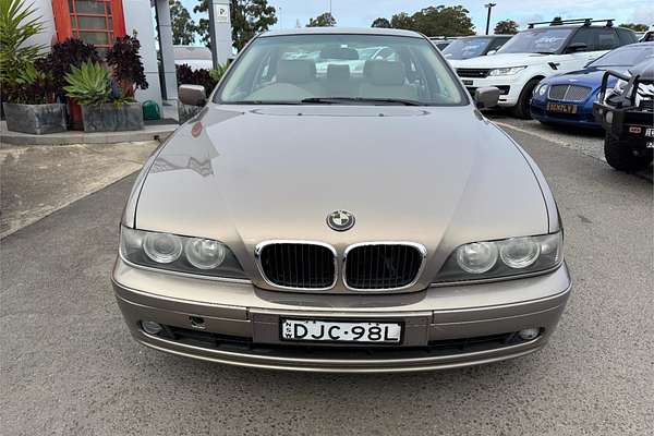 2003 BMW 5 Series 525i E60