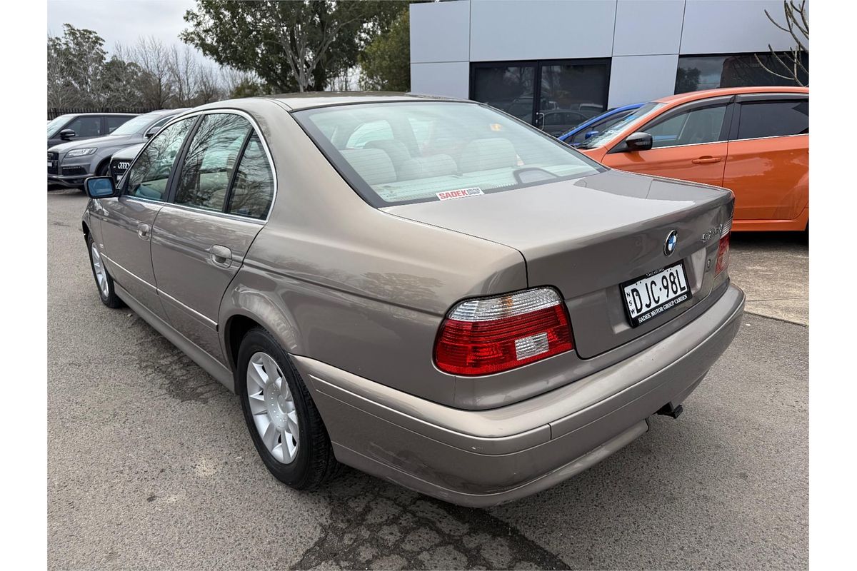 2003 BMW 5 Series 525i E60
