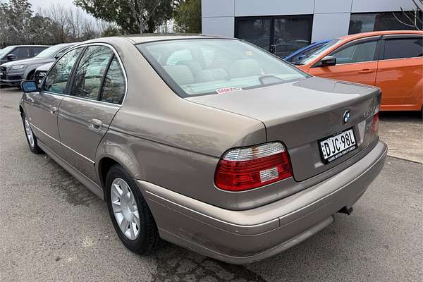 2003 BMW 5 Series 525i E60