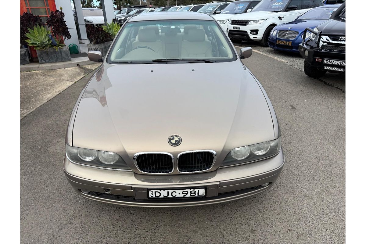 2003 BMW 5 Series 525i E60