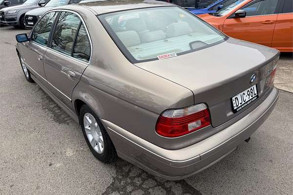 2003 BMW 5 Series 525i E60