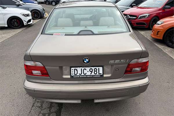 2003 BMW 5 Series 525i E60