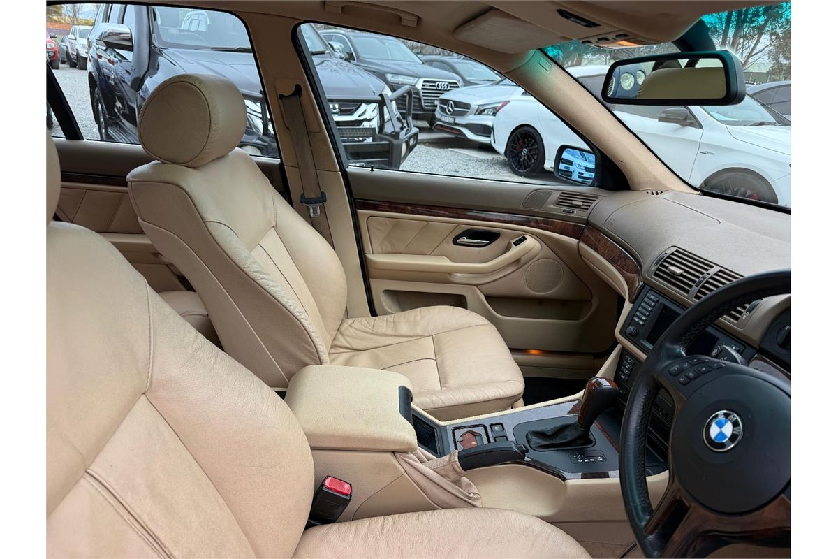 2003 BMW 5 Series 525i E60