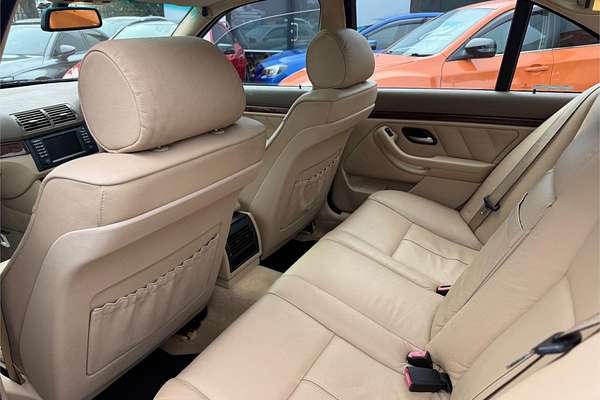 2003 BMW 5 Series 525i E60