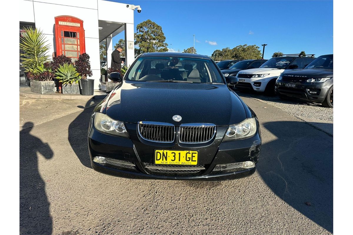 2007 BMW 3 Series 320i E90