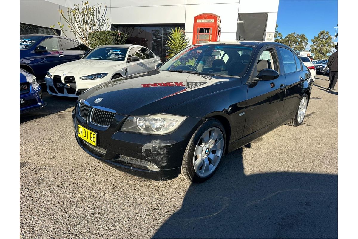 2007 BMW 3 Series 320i E90