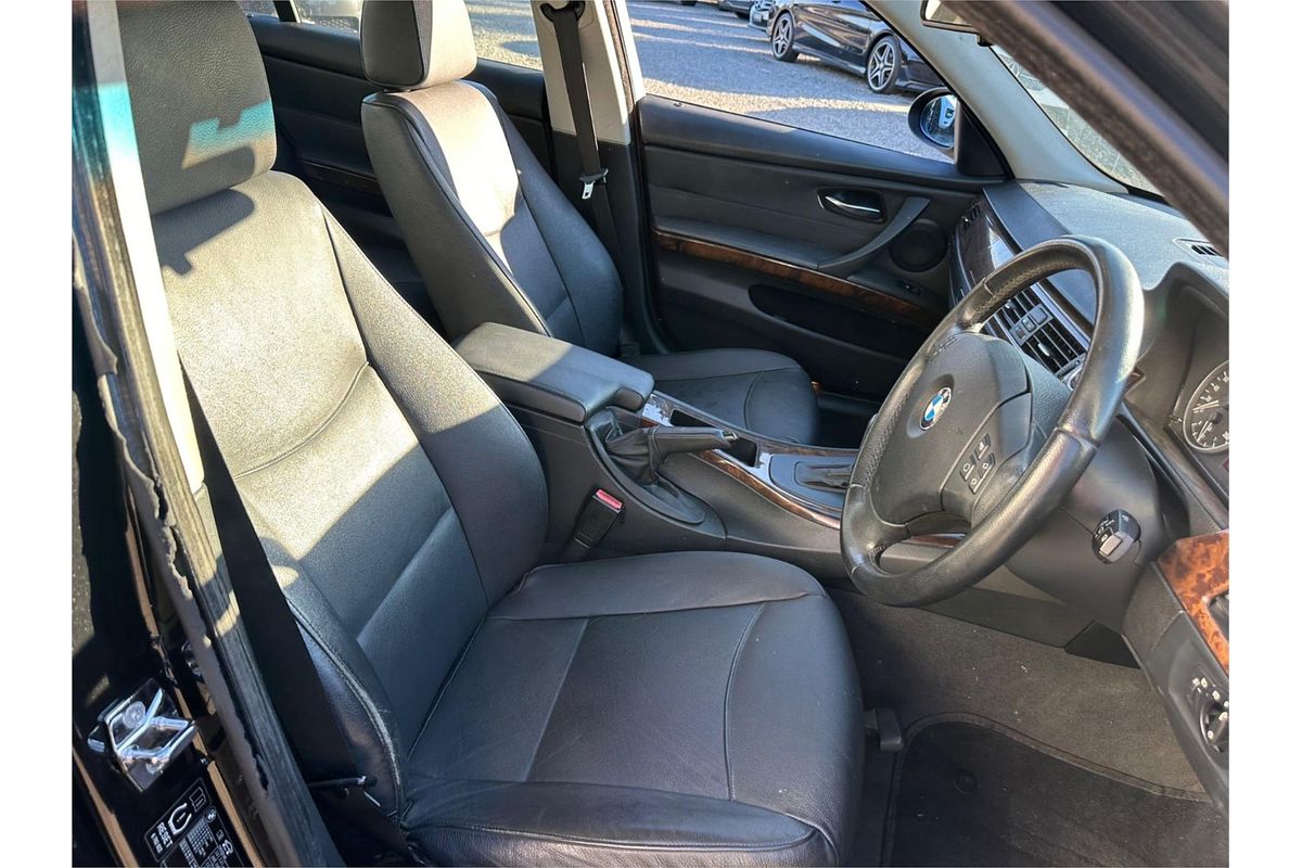 2007 BMW 3 Series 320i E90