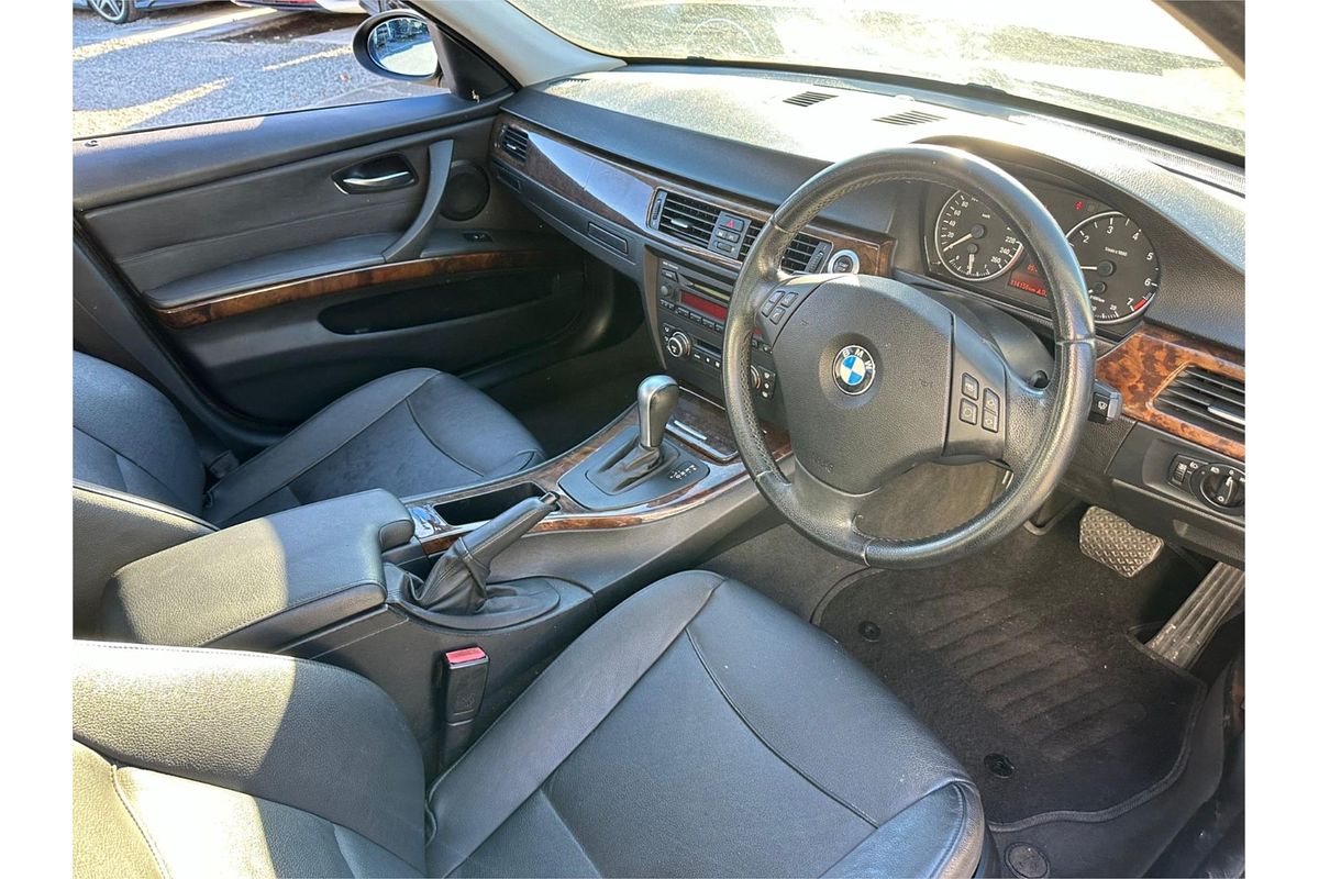 2007 BMW 3 Series 320i E90