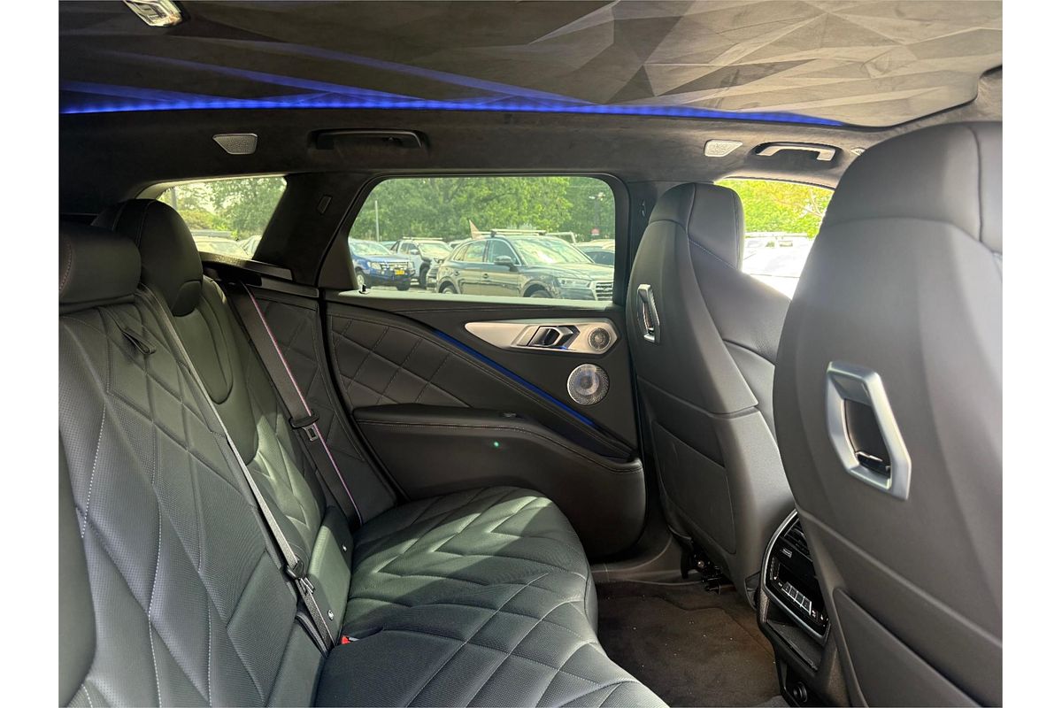 2025 BMW XM LABEL PHEV G09