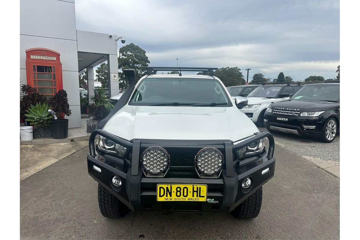 2018 Toyota Hilux SR5 (4x4) GUN126R MY19 4X4