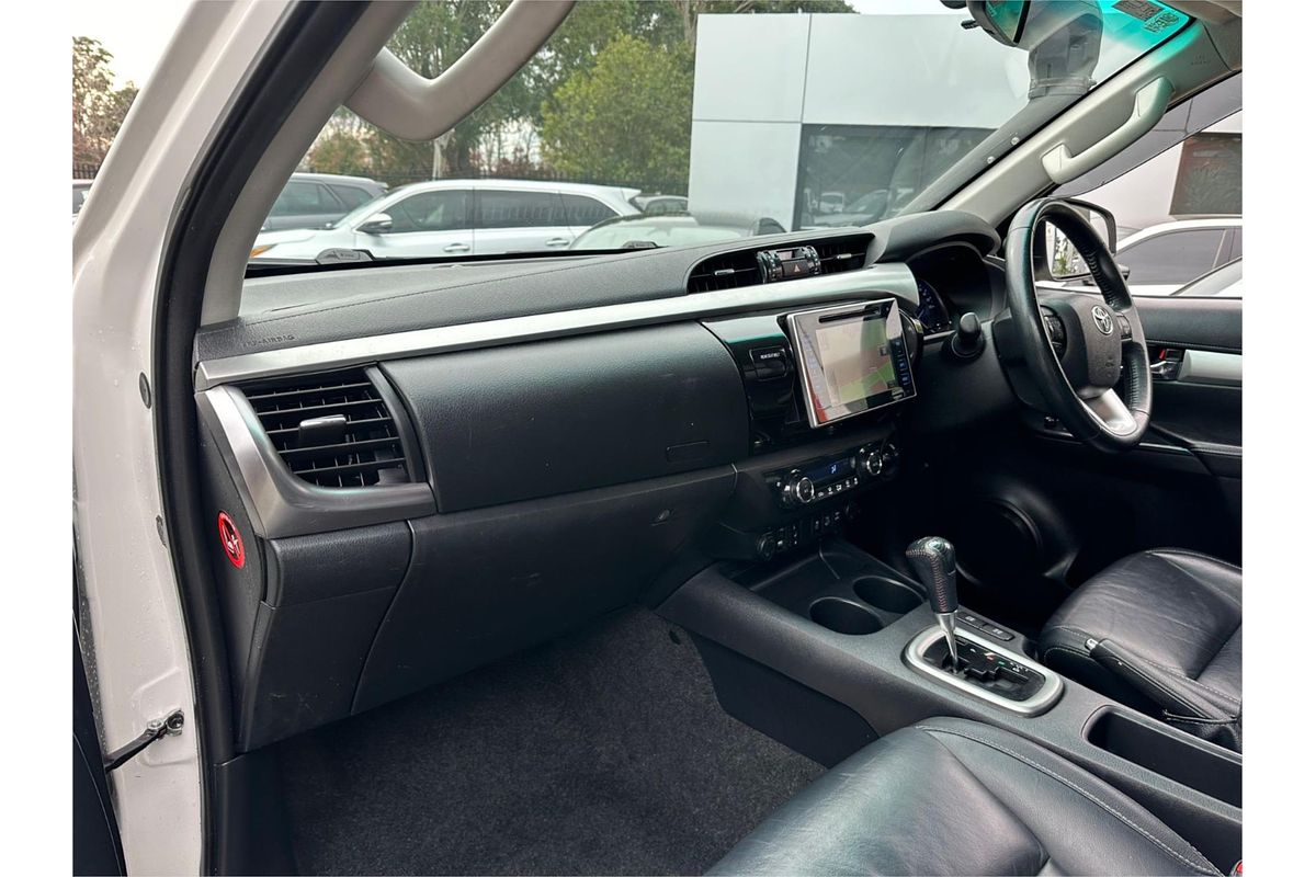 2018 Toyota Hilux SR5 (4x4) GUN126R MY19 4X4