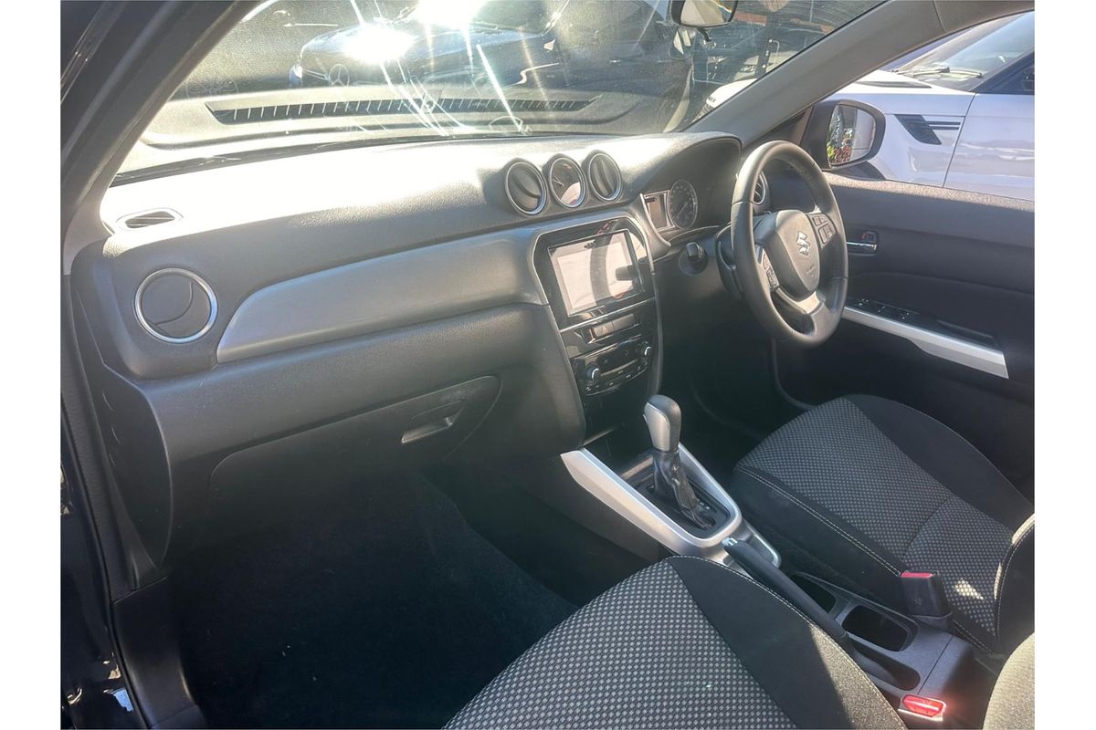 2016 Suzuki Vitara RT-S LY