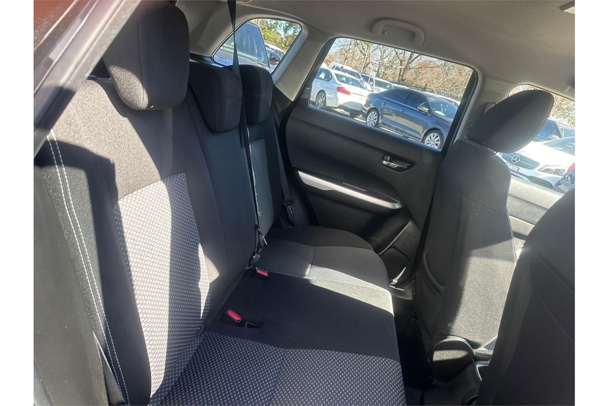 2016 Suzuki Vitara RT-S LY