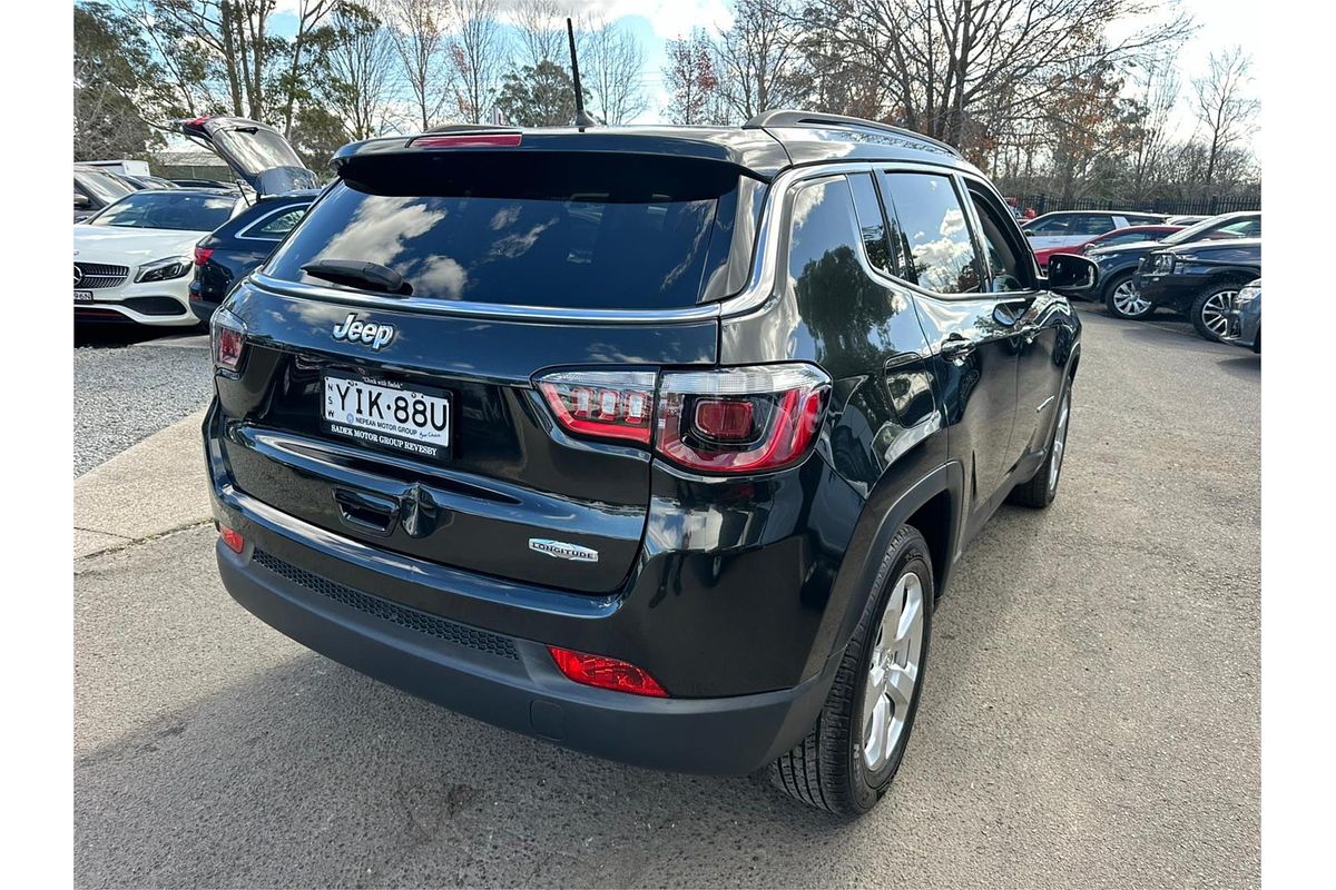 2018 Jeep Compass LONGITUDE (FWD) M6 MY18