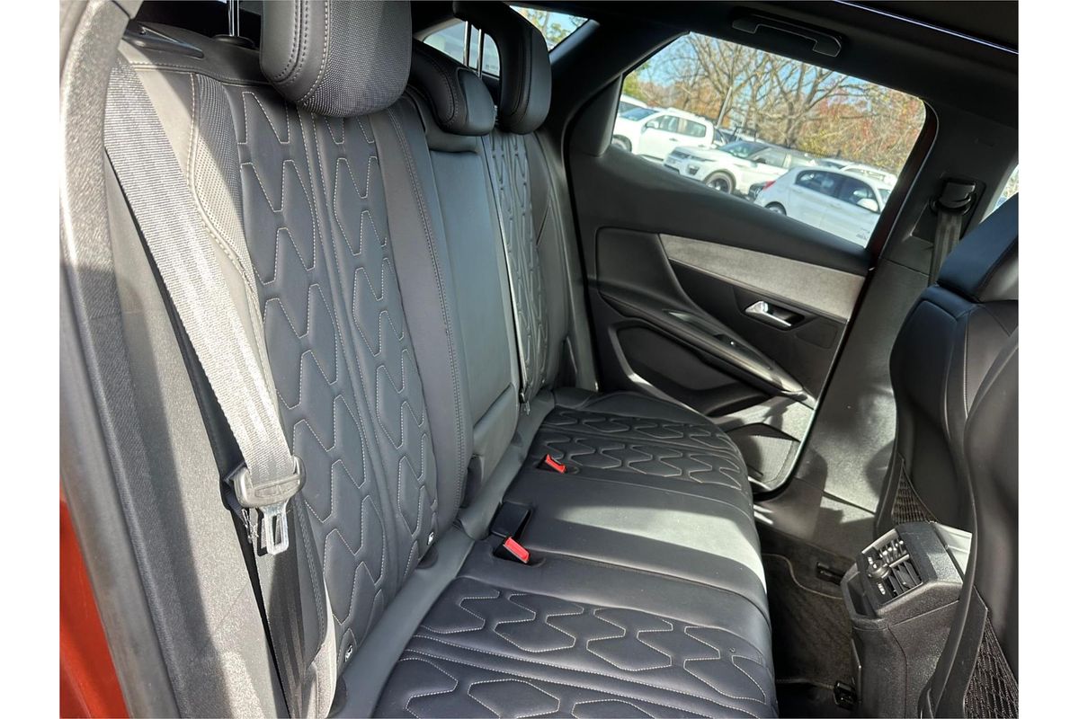 2017 Peugeot 3008 GT P84