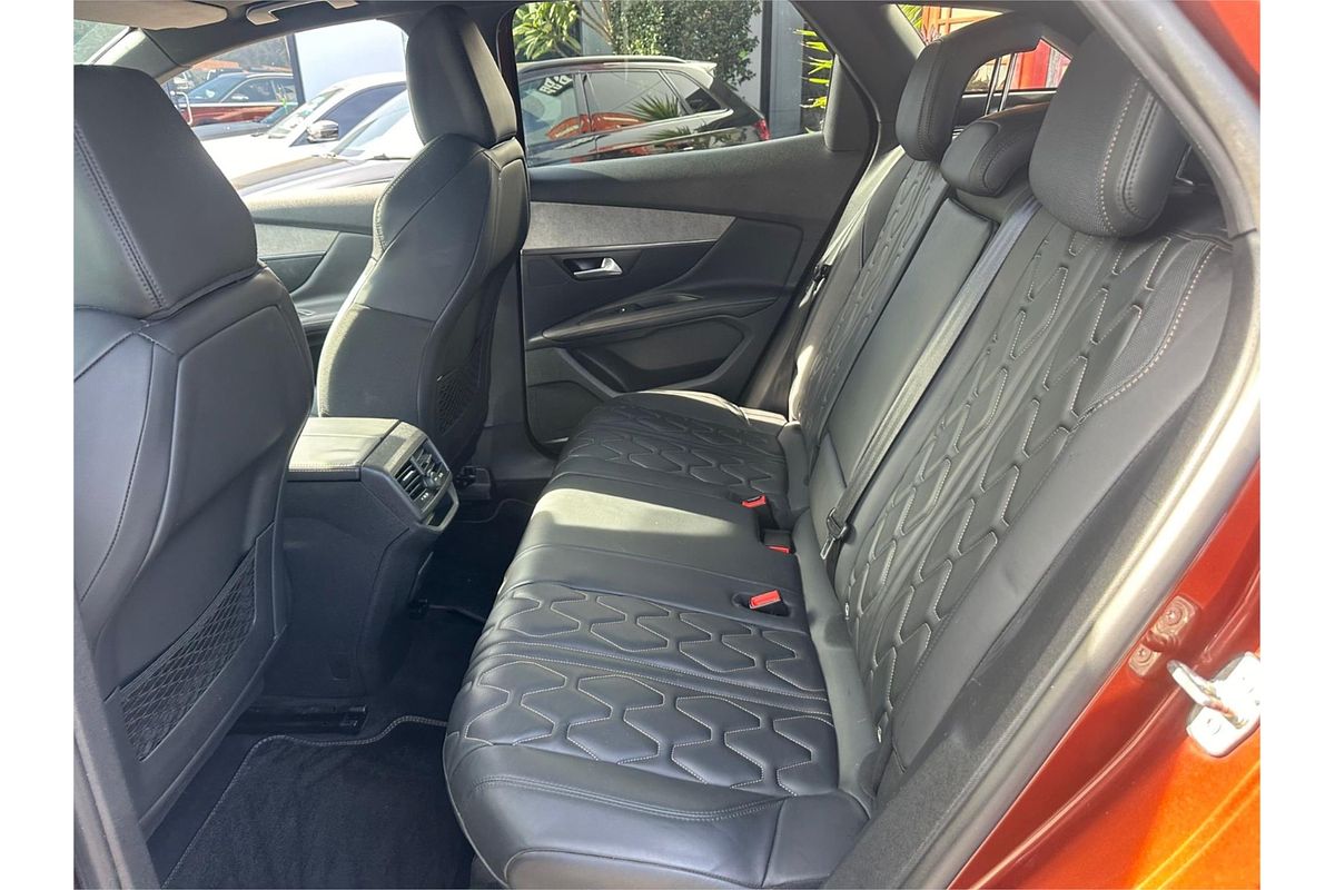 2017 Peugeot 3008 GT P84