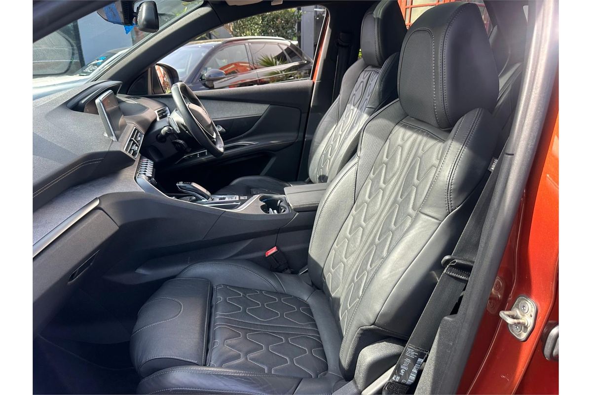 2017 Peugeot 3008 GT P84