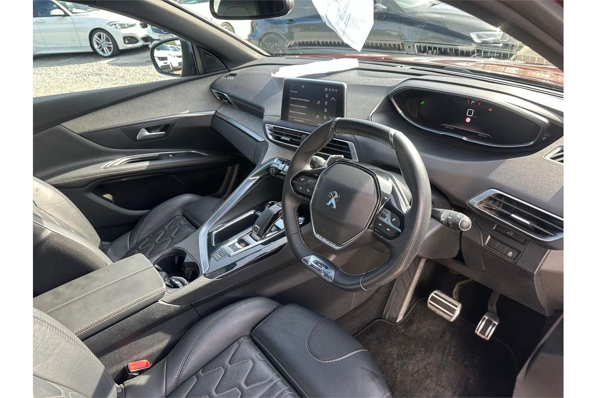 2017 Peugeot 3008 GT P84