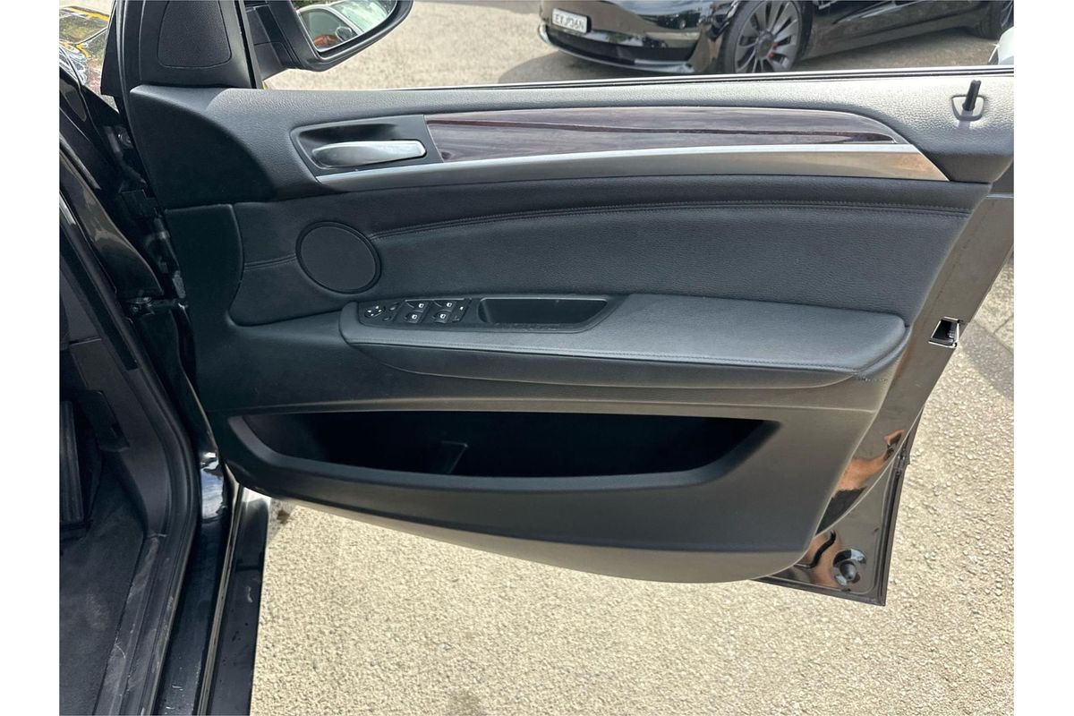 2009 BMW X5 xDrive30i E70