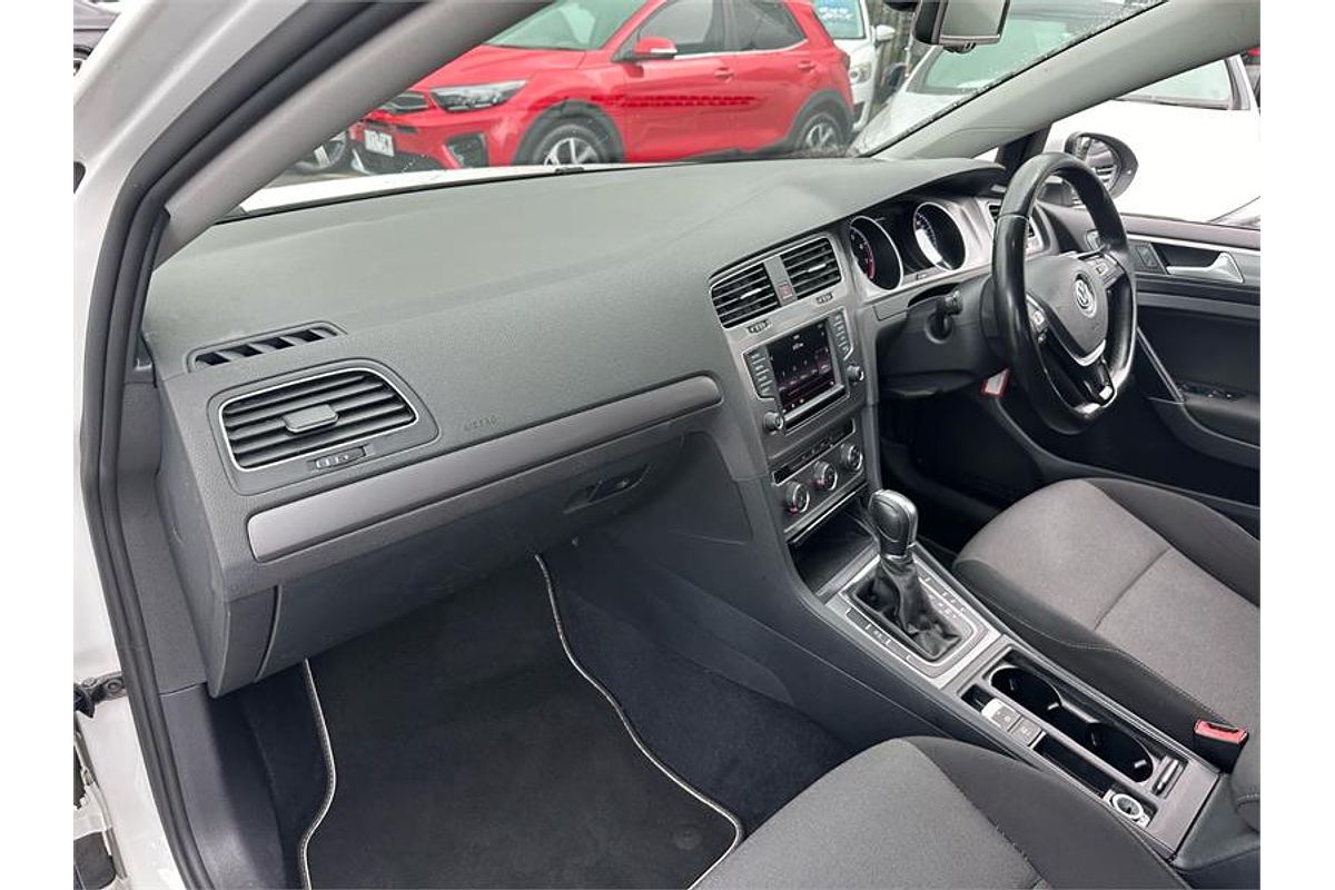 2016 Volkswagen Golf 92TSI Trendline 7