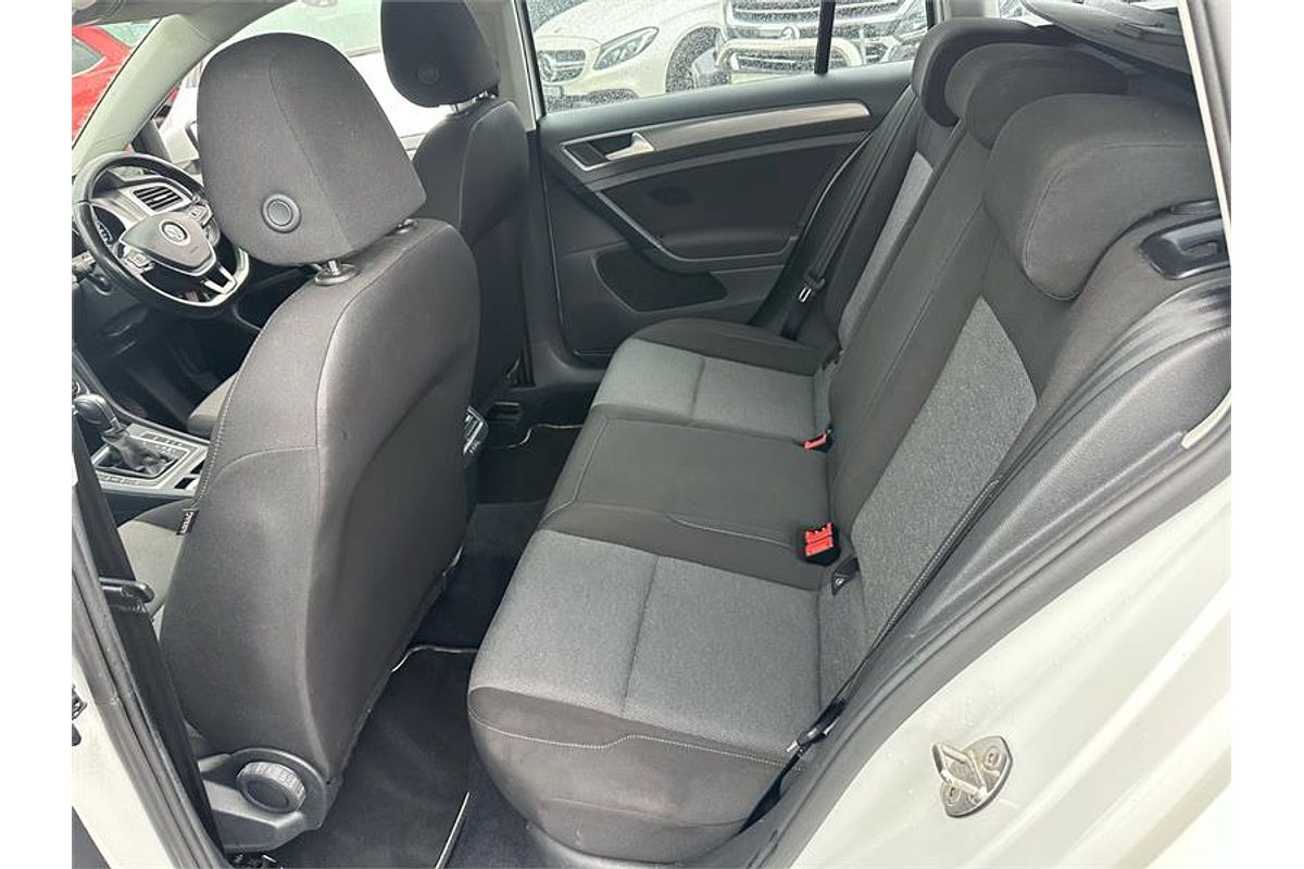 2016 Volkswagen Golf 92TSI Trendline 7