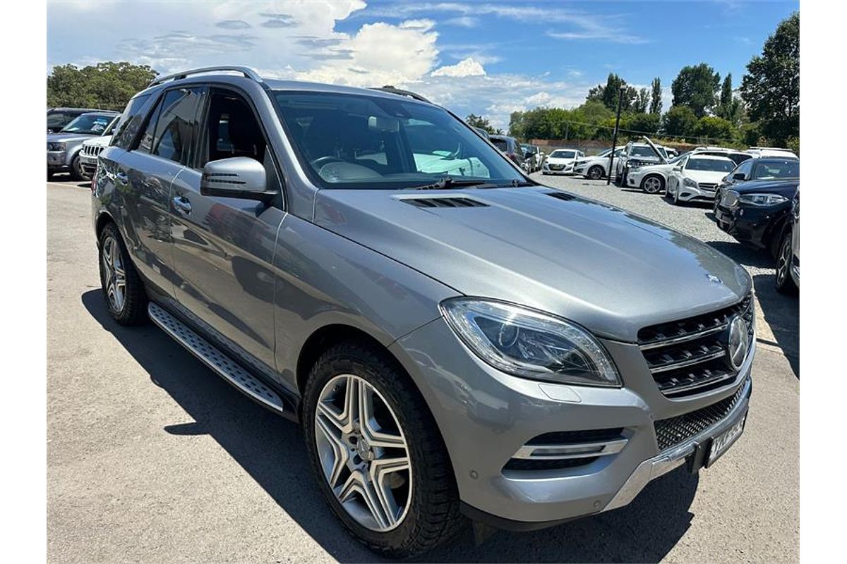 2012 Mercedes-Benz M-Class ML350 BlueTEC W166
