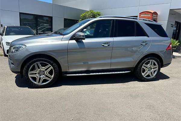 2012 Mercedes-Benz M-Class ML350 BlueTEC W166