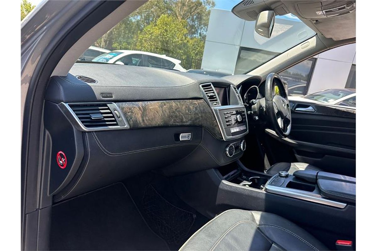 2012 Mercedes-Benz M-Class ML350 BlueTEC W166