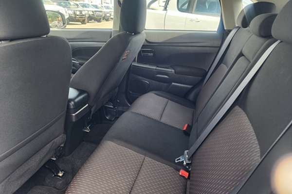 2019 Mitsubishi ASX ES XC