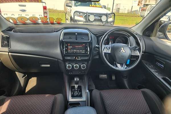 2019 Mitsubishi ASX ES XC