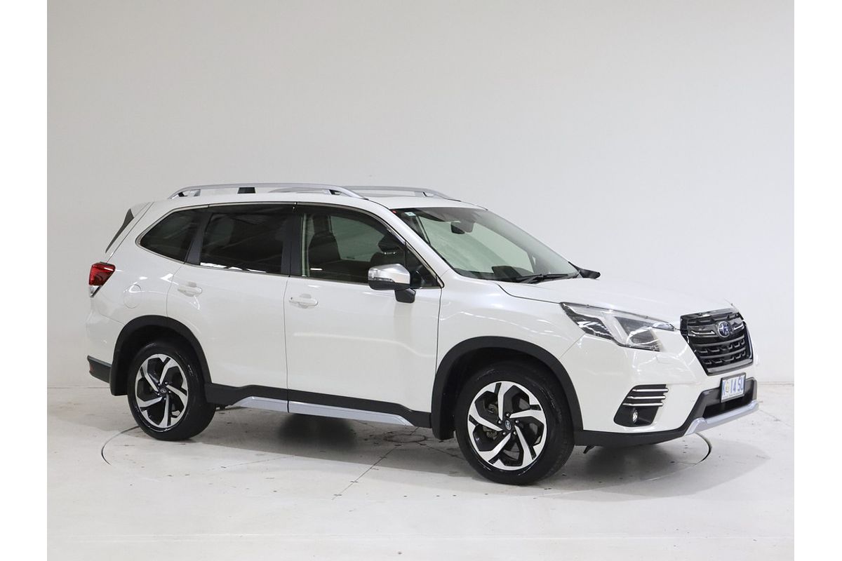 2022 Subaru Forester 2.5i-S S5