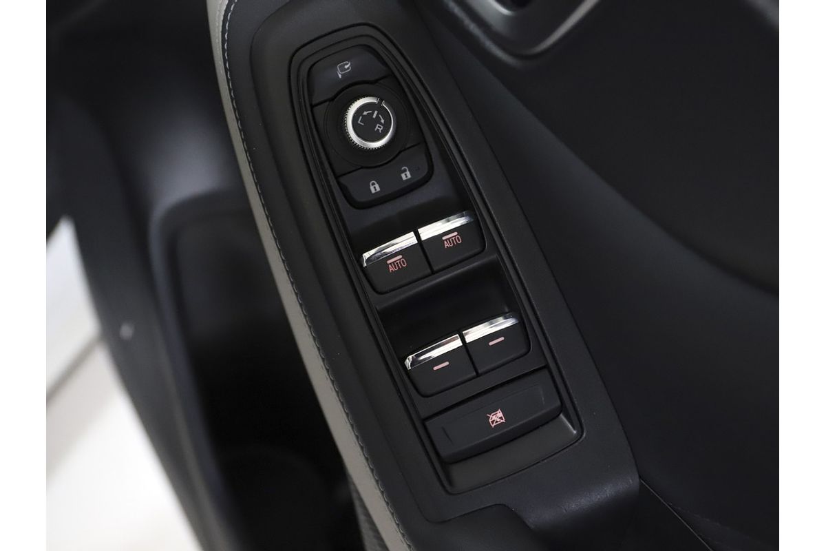 2022 Subaru Forester 2.5i-S S5