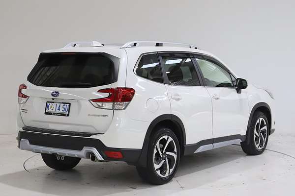 2022 Subaru Forester 2.5i-S S5