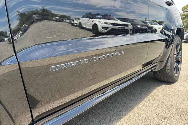 2016 Jeep Grand Cherokee SRT Night Edition WK