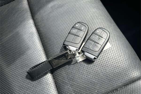 2016 Jeep Grand Cherokee SRT Night Edition WK