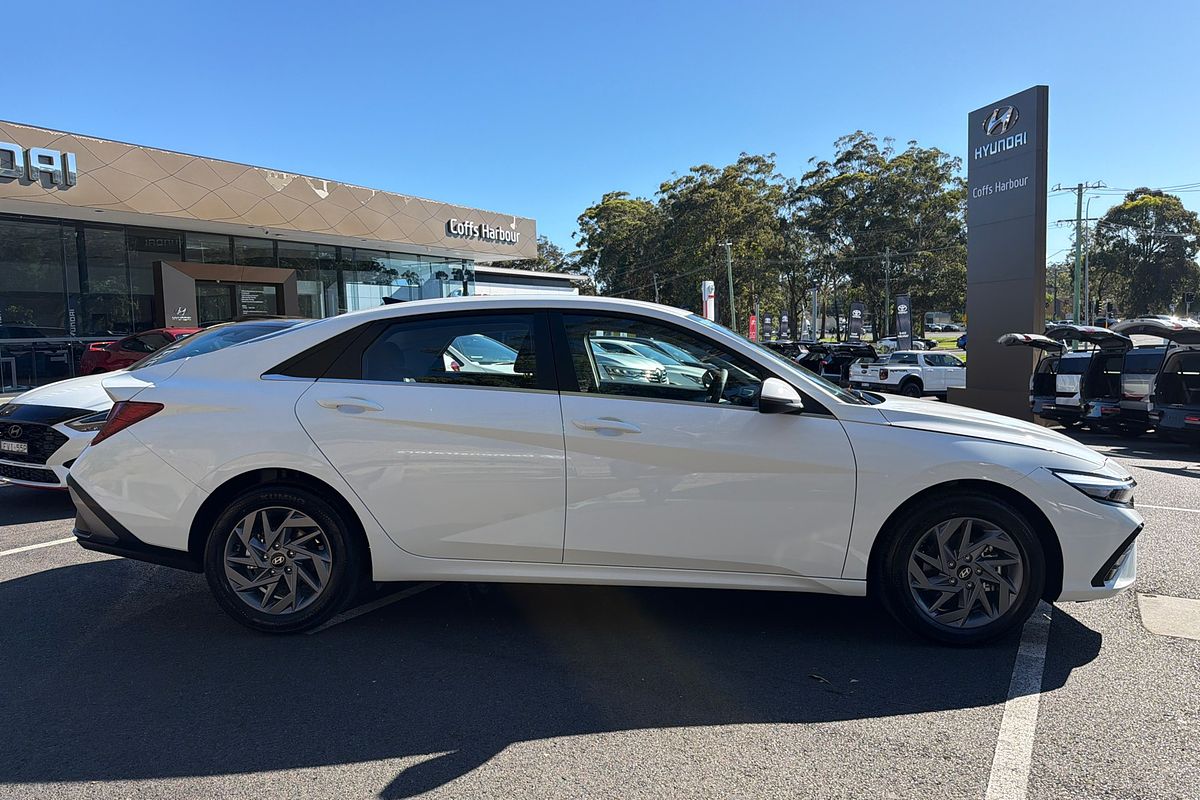 2025 Hyundai i30 Hybrid CN7.V2