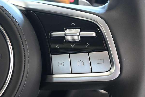 2025 GWM Tank 500 Ultra Hybrid P03