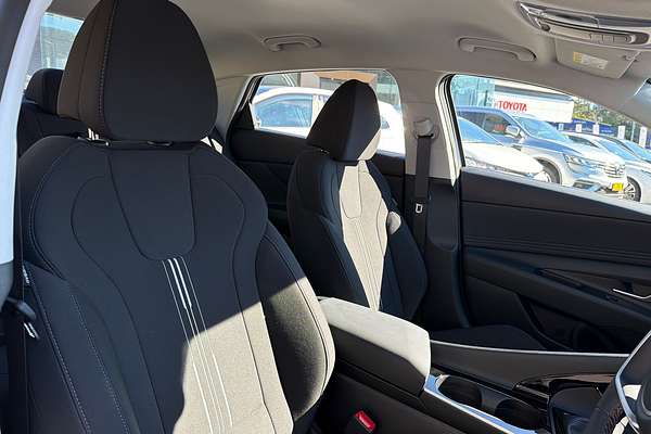 2025 Hyundai i30 Hybrid CN7.V2