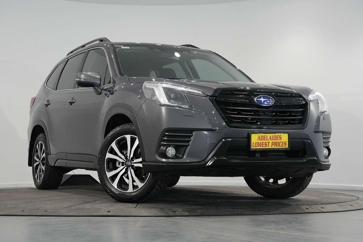 2023 Subaru Forester 2.5i Premium S5
