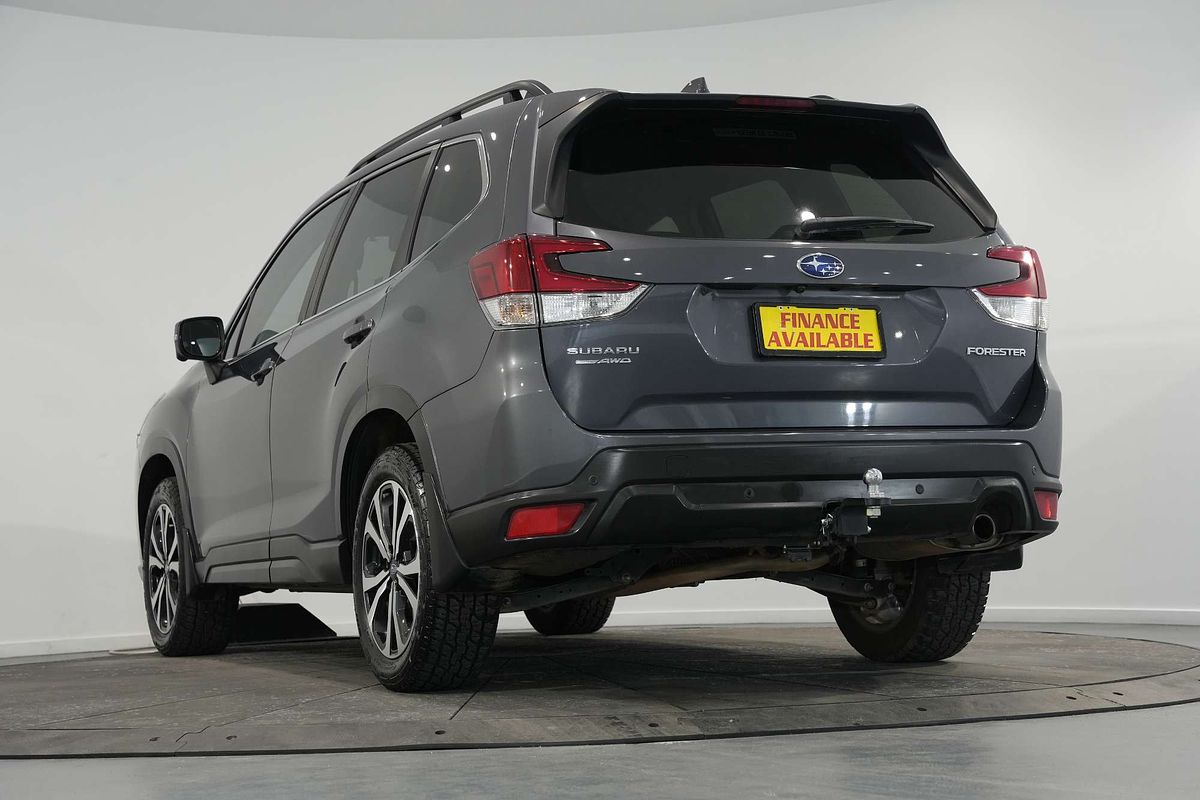 2023 Subaru Forester 2.5i Premium S5