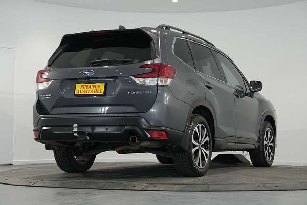 2023 Subaru Forester 2.5i Premium S5