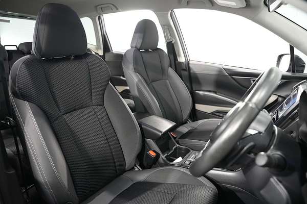 2023 Subaru Forester 2.5i Premium S5