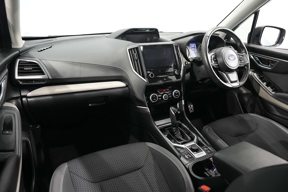 2023 Subaru Forester 2.5i Premium S5