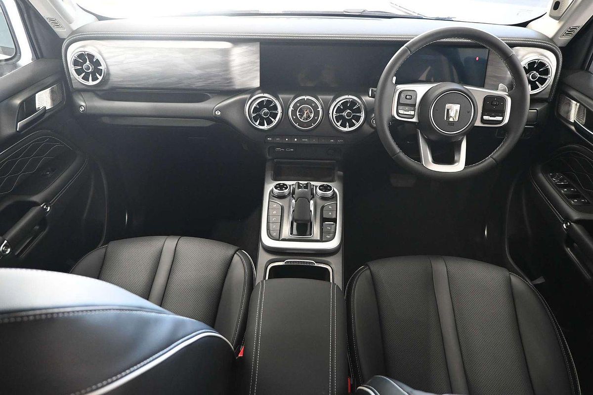 2025 GWM Tank 300 Ultra P01