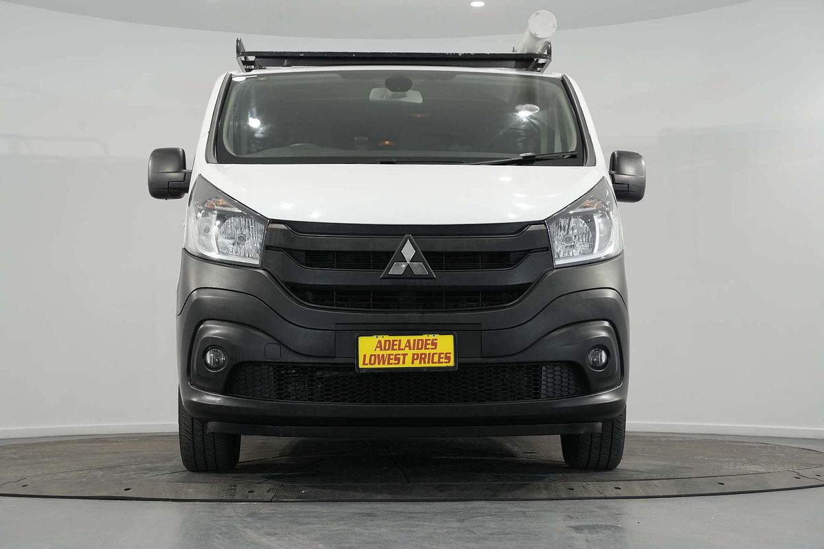 2021 Mitsubishi Express GLX SN SWB